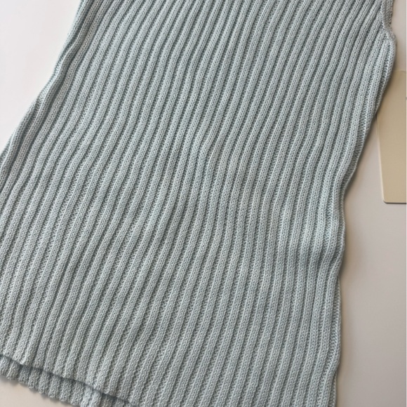 Doe and Rae Women’s Ribbed Knit - Picture 5 of 8